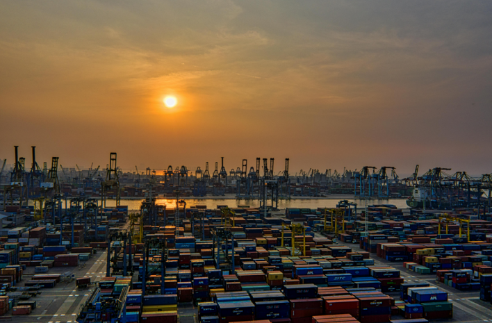 Boost Efficiency: Choosing the Right Port Drayage Provider